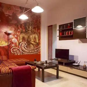 https://apartamentos-sea-wave.hotelsinnerja.org