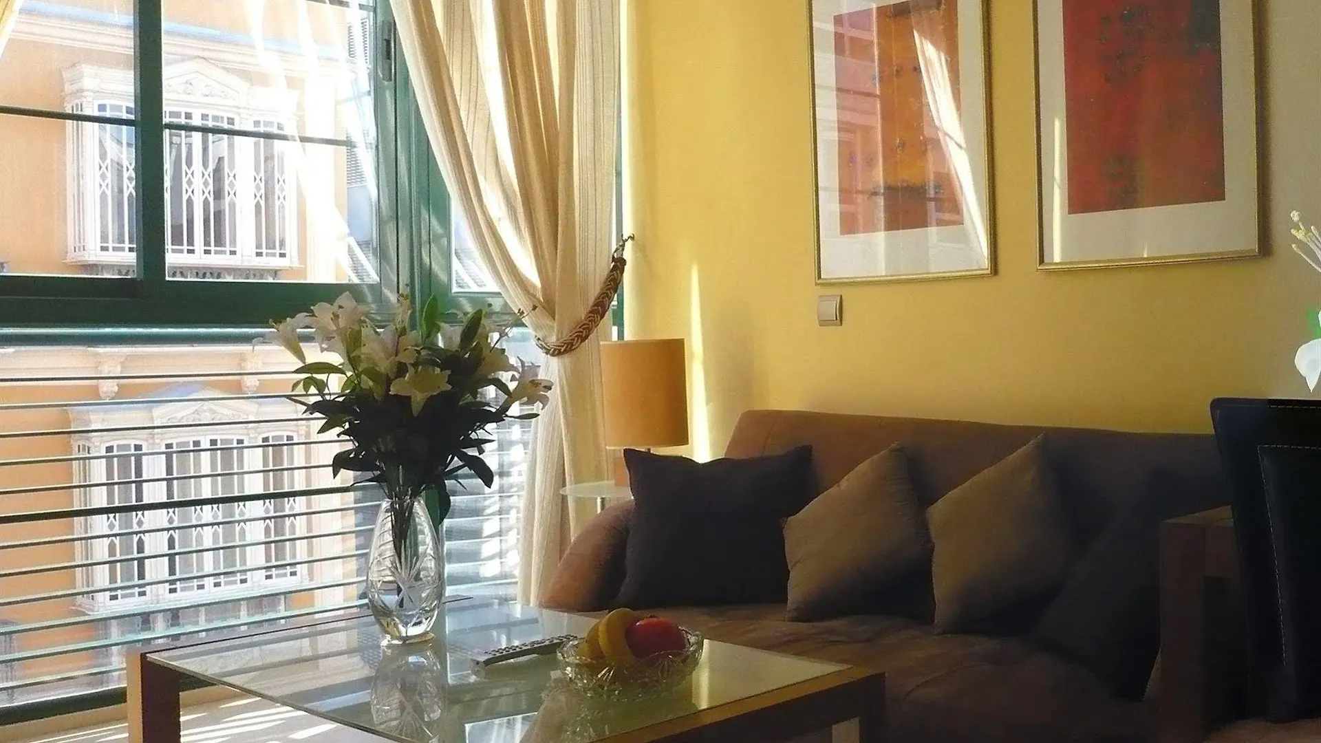 Apartamentos Suites Oficentro Málaga Appartement